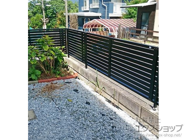 福岡県糟屋郡宇美町ののフェンス・柵 プレスタフェンス 7Y型 横スリット フリーポールタイプ 施工例