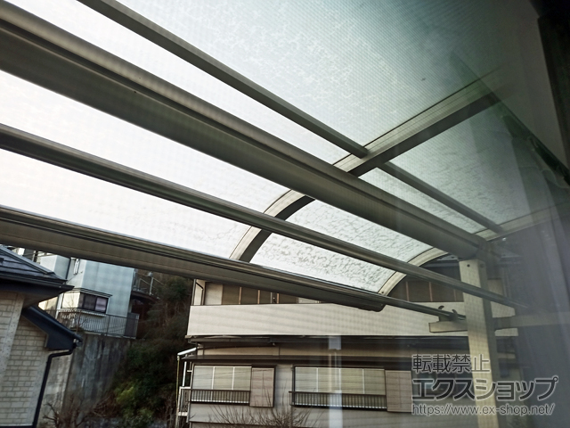 東京都あきる野市ののバルコニー・ベランダ屋根 プレシオステラス R型 屋根タイプ 単体 積雪〜20cm対応 施工例