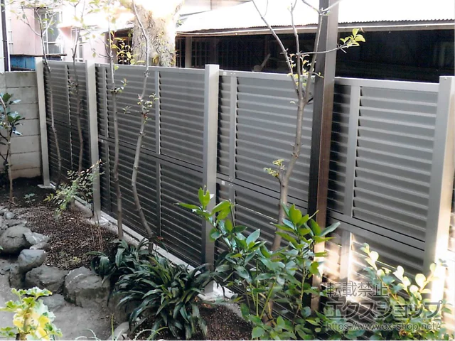 ��ʌ��z�J�s��LIXIL ���N�V��(TOEX)�̃t�F���X�E��E�� �v���X�^�t�F���X8�^ ���i�x�� �{�H��