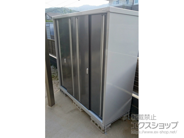 福岡県福岡市のの物置・屋外倉庫 シンプリー 一般型 1940×755×1903 MJX-197E-P-PG 施工例