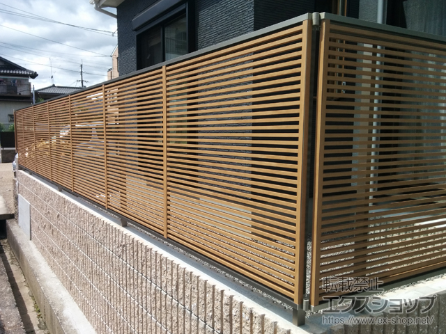 滋賀県大津市ののフェンス・柵 ジオーナフェンス B1型 マテリアルカラー フリーポールタイプ 施工例