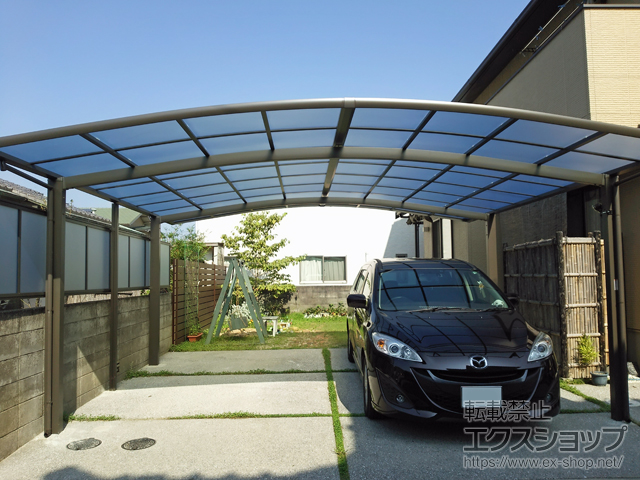 愛媛県松山市ののカーポート ネスカR (ラウンドスタイル) ワイド 積雪〜20cm対応 施工例