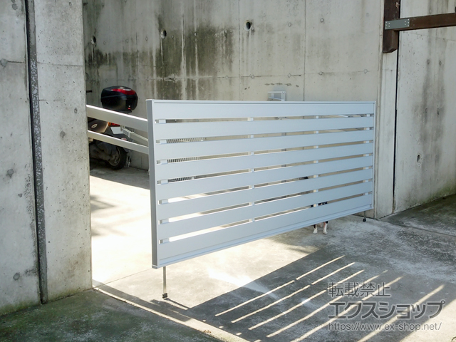神奈川県横浜市ののカーゲート 【特注】オーバードアS5型 手動式 施工例