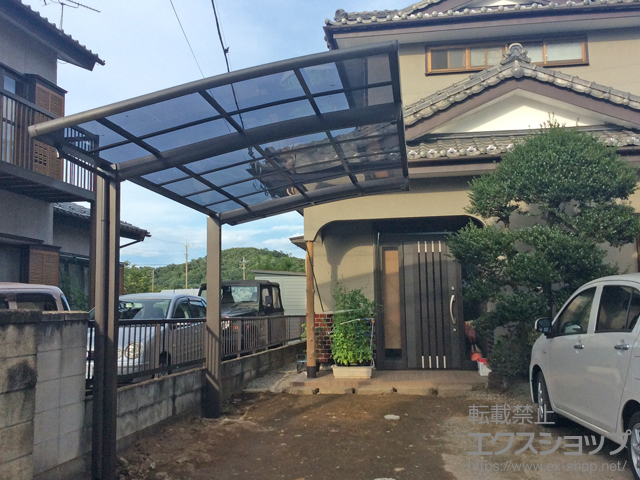 群馬県みどり市ののカーポート ネスカR (ラウンドスタイル) 積雪〜20cm対応+ネスカR 着脱式サポート 標準柱（Ｈ22）用 2本入り×1セット 施工例