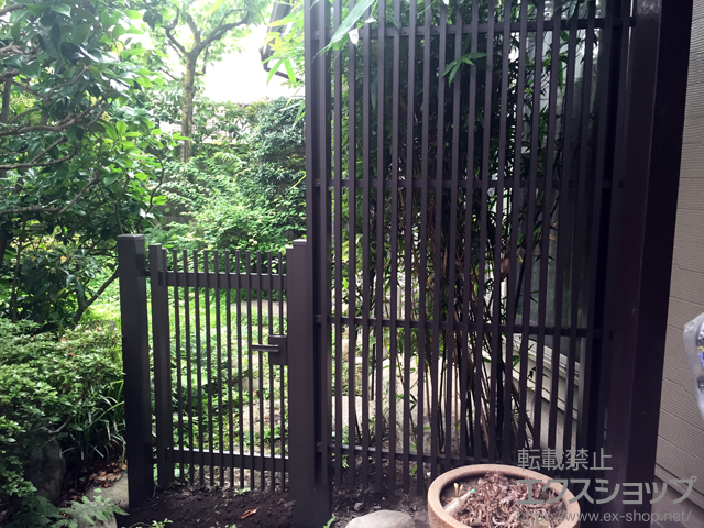 東京都杉並区のの門扉 ハイ千峰 片開き 柱使用 施工例