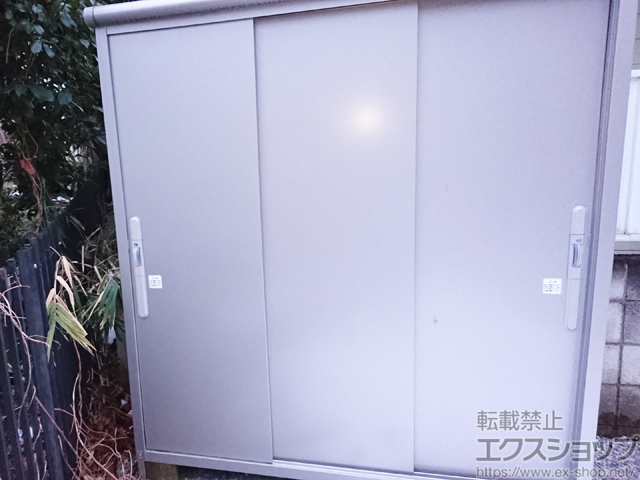 東京都狛江市のの物置・屋外倉庫 エスモ 一般型 1797×650×1959 ESD-1806AGL-SS 施工例