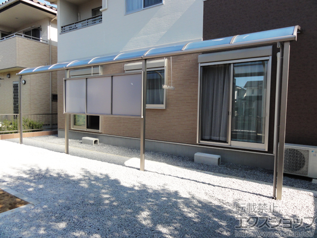 栃木県宇都宮市ののテラス屋根 スピーネ R型 テラスタイプ 三連棟 積雪〜20cm対応 施工例