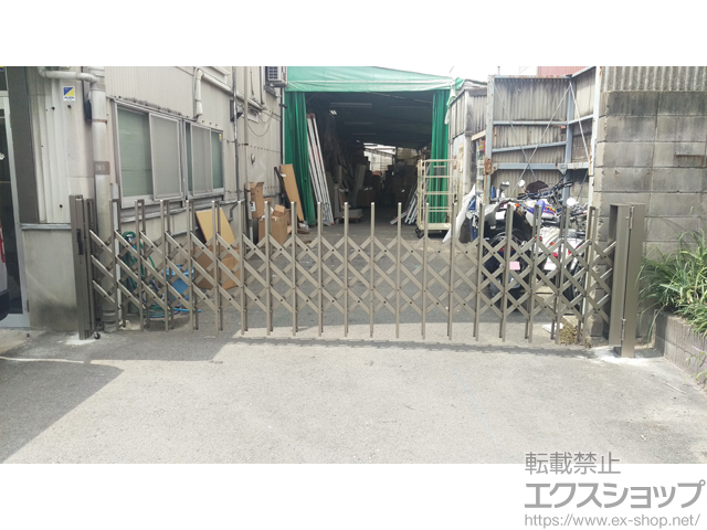 京都府京都市ののカーゲート トリップゲート SC型 先頭キャスター 片開き 45S 施工例