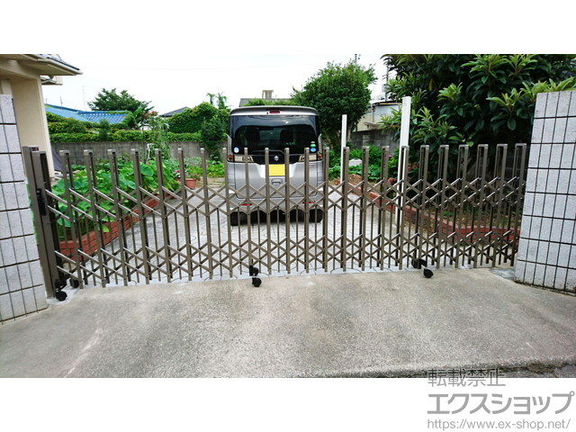 兵庫県姫路市ののカーゲート トリップゲート ペットガード型 ノンレール 片開き 47S 施工例