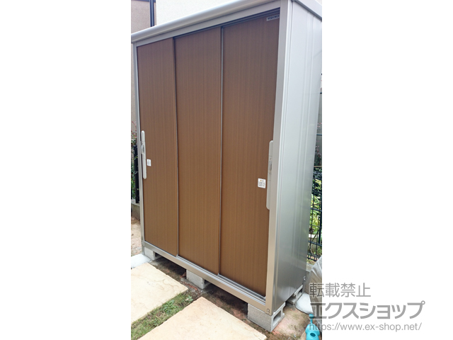 東京都杉並区のの物置・屋外倉庫 エスモ 一般型 1497×520×1959 ESD-1505AGL-WB 施工例
