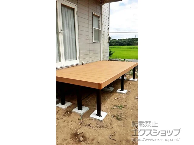 ��錧���ˎs��YKKAP�̃E�b�h�f�b�L ���E�b�h�f�b�L 200 �{�H��