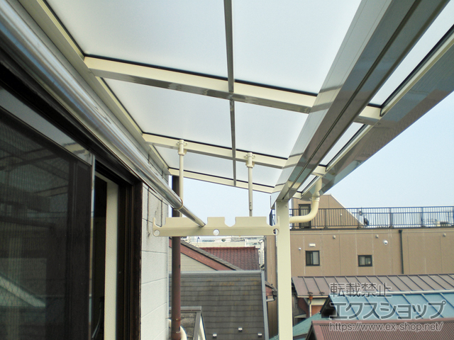 神奈川県横浜市ののバルコニー・ベランダ屋根 スピーネ F型 屋根タイプ 単体 積雪〜20cm対応 施工例