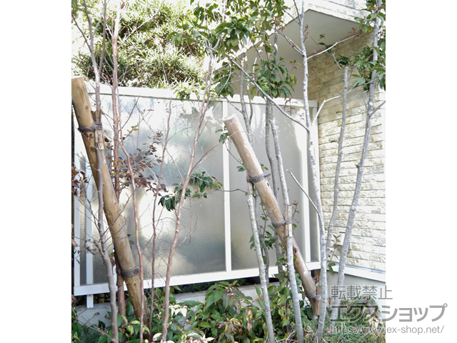 愛知県名古屋市ののフェンス・柵 ライシスフェンス P型 ポリカーボネート フリーポールタイプ 施工例