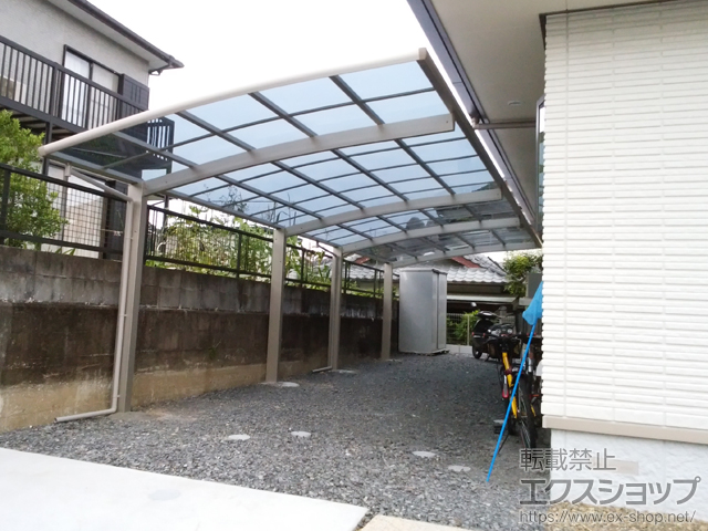 大分県佐伯市ののカーポート レイナポートグラン 縦連棟 積雪〜20cm対応 施工例