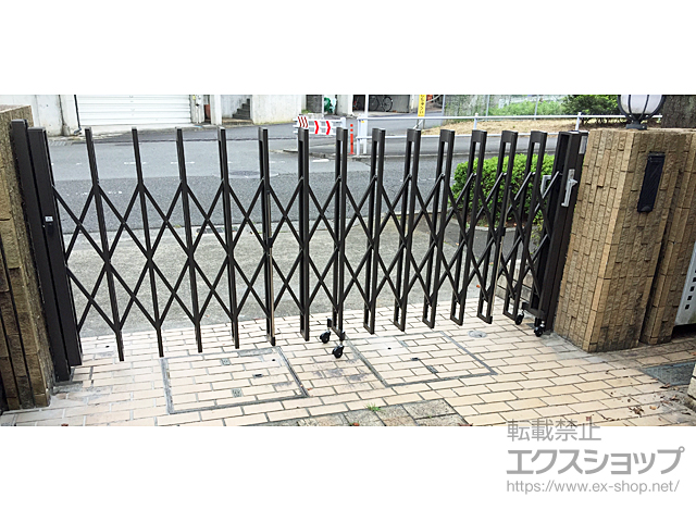 東京都町田市ののカーゲート アルシャインII M型 Aタイプ ノンレール 片開き 310S 施工例