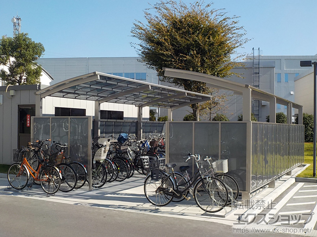 埼玉県春日部市ののサイクルポート・駐輪場 V-R クローズタイプ 3連棟  積雪〜20cm対応 施工例