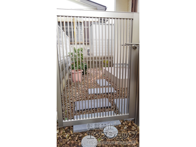 東京都町田市のの門扉 プレスタ門扉 2型 細たて桟 片開き 柱使用 施工例