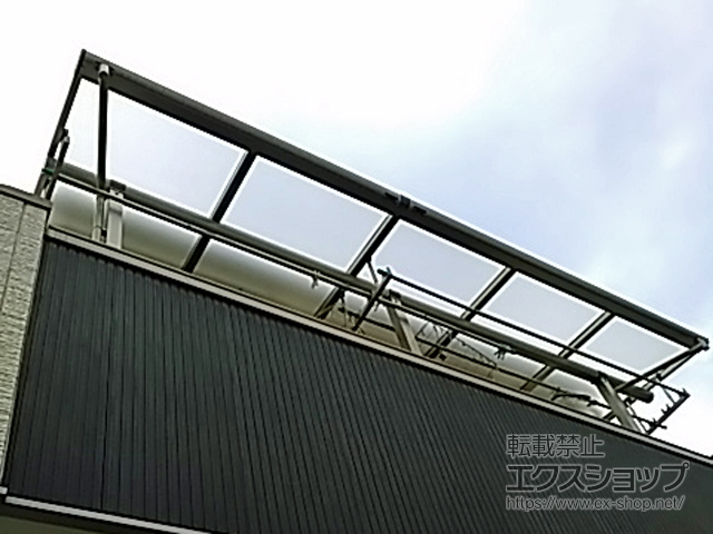 東京都江戸川区ののバルコニー・ベランダ屋根 プレシオステラス F型 屋根タイプ 連棟 積雪〜20cm対応 施工例