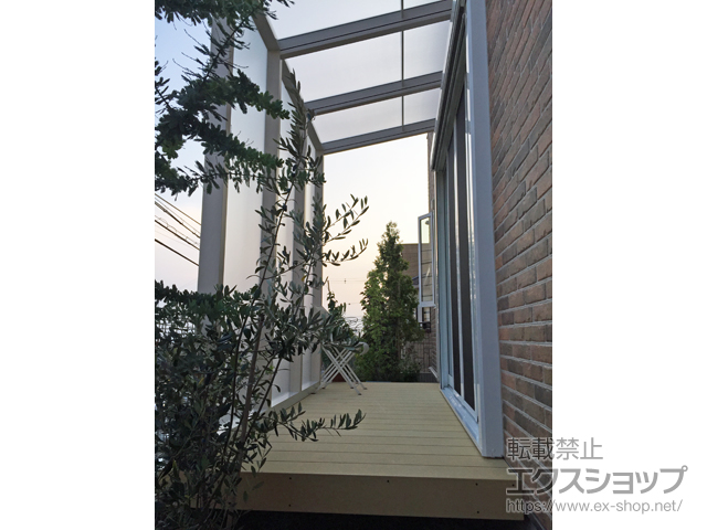 大阪府池田市ののテラス屋根 ココマII サイドスルータイプ デッキオン納まり 積雪〜20cm対応 施工例