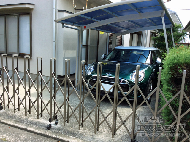 神奈川県横浜市ののカーゲート トリップゲート RB型 ノンレール両開き 76W（38S+38M） 施工例