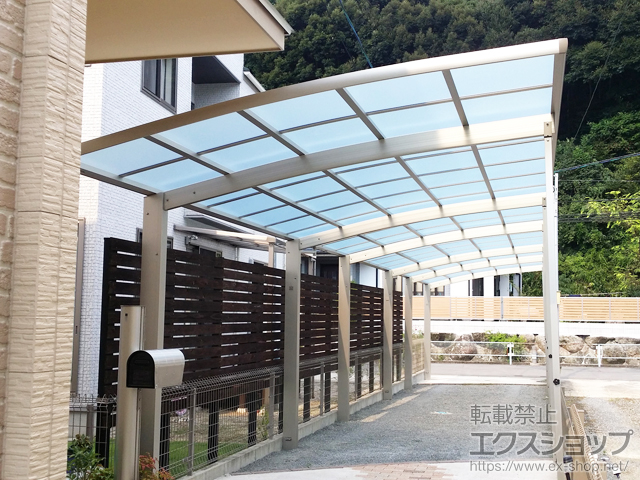 福岡県福岡市ののカーポート レイナポートグラン 縦連棟　積雪〜20cm対応 施工例