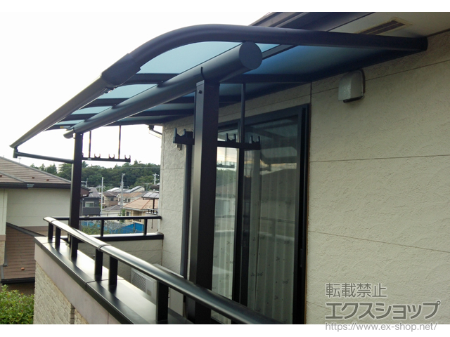 千葉県白井市ののバルコニー・ベランダ屋根 ヴェクターテラス R型 屋根タイプ 単体 積雪〜20cm対応 施工例