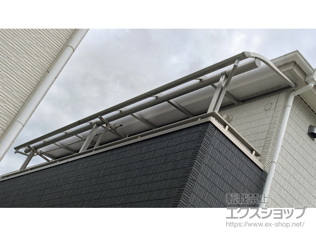 埼玉県戸田市ののバルコニー・ベランダ屋根 プレシオステラス R型 屋根タイプ 連棟 積雪〜20cm対応 施工例