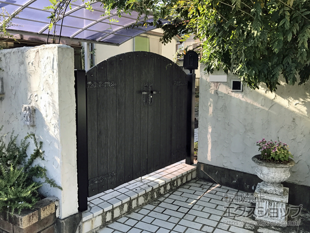 静岡県藤枝市のの門扉 ボレロ3型 両開き　角門柱使用 施工例