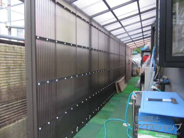 長野県伊那市のLIXIL リクシル（トステム）のストックヤード フリーヤード　オープンタイプ 積 施工例