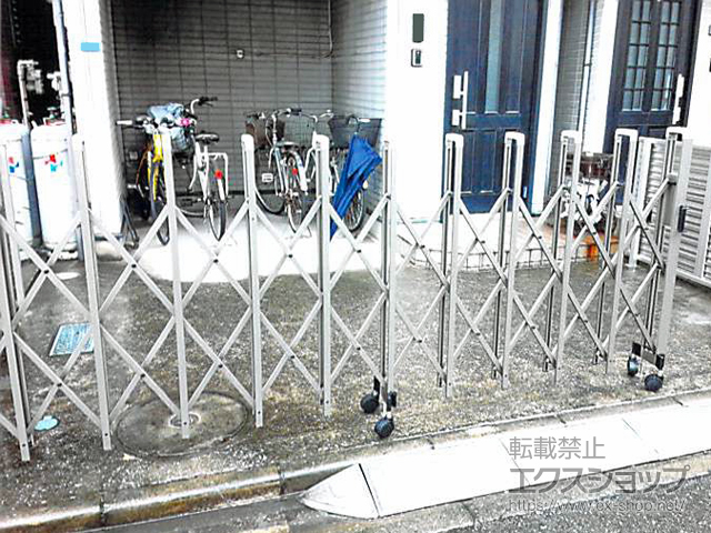 神奈川県川崎市ののカーゲート トリップゲート RB型 ノンレール 両開き親子 45WO(13S+32M) 施工例