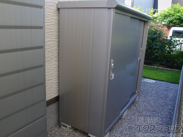 東京都府中市のの物置・屋外倉庫 エスモ 一般型 1650×650×1501 ESE-1606E-SS 施工例