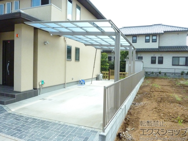 埼玉県入間市ののカーポート フーゴF (フラットスタイル) 延長 耐雪風圧強化パッケージ 積雪〜30cm対応 施工例