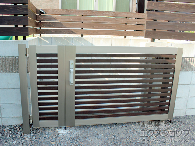 岐阜県美濃市のの門扉 アーキスライドC型 開戸付き 複合色 04-10+15-10 施工例