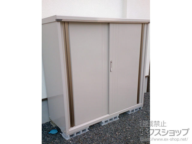 奈良県生駒市のの物置・屋外倉庫 グランプレステージジャスト 1695×650×1600 M-176B-T-WW 施工例