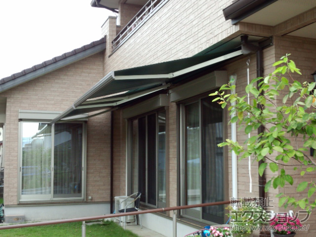 熊本県熊本市のLIXIL リクシル（トステム）のオーニング・日よけ 彩風 あやかぜ C型 手動式 施工例