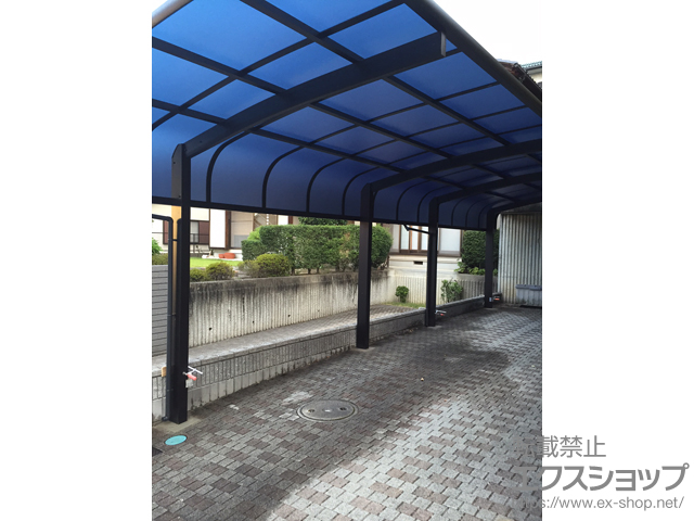 愛知県春日井市ののカーポート レイナキャップポートグラン 縦連棟　積雪〜20cm対応 施工例