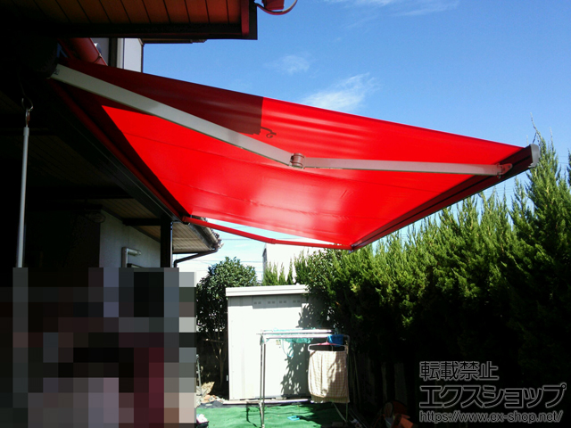 愛知県豊川市のLIXIL リクシル（トステム）のオーニング・日よけ 彩風 あやかぜ C型 手動式 独立納まり 施工例