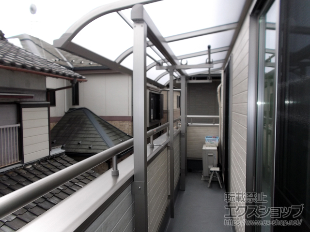 埼玉県川越市ののバルコニー・ベランダ屋根 スピーネ R型 屋根タイプ 単体 積雪〜20cm対応 施工例