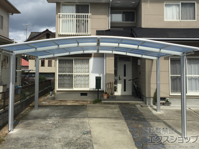 熊本県熊本市ののカーポート ネスカR (ラウンドスタイル) ワイド 積雪〜20cm対応 施工例