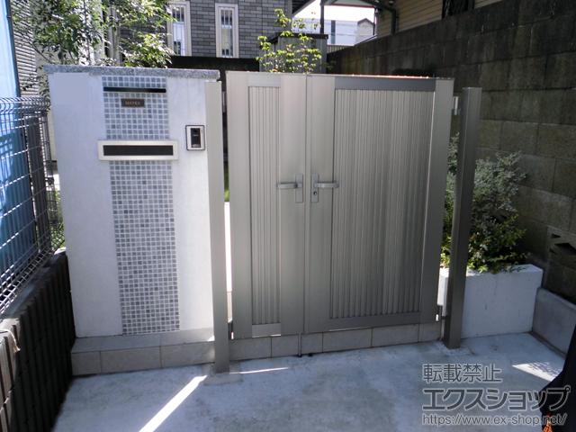 東京都練馬区のの門扉 ライシス門扉 6型 たて目隠し 両開き親子 柱使用 施工例