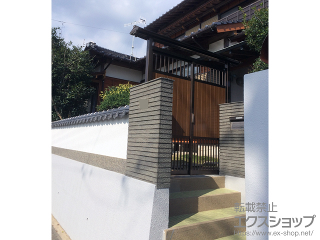 福岡県糸島市のの門扉 門ユニット 福野 屋根付きタイプ たて板戸 施工例