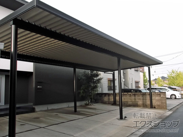 福岡県大牟田市のLIXIL リクシル（トステム）のカーポート テリオスポートIII 900 4台用 横連棟 丸柱6本仕様 積雪〜30cm対応 施工例