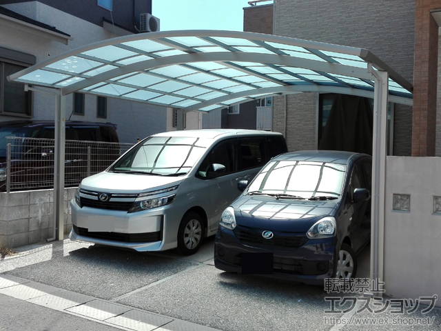 福岡県北九州市ののカーポート レイナツインポートグラン　積雪〜20cm対応＋屋根ふき材補強部品 2セット 施工例