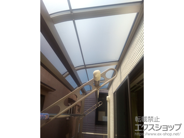 東京都墨田区ののバルコニー・ベランダ屋根 スピーネ R型 屋根タイプ 単体 積雪〜20cm対応 施工例