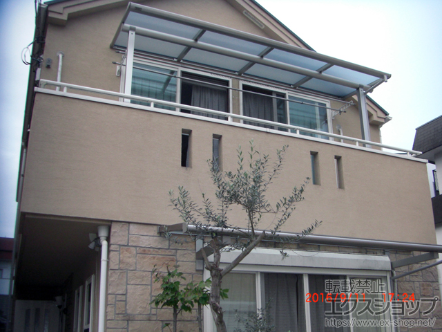 東京都立川市ののバルコニー・ベランダ屋根 ヴェクターテラス F型 屋根タイプ 単体 積雪〜20cm対応 施工例