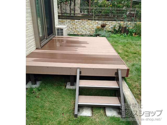 埼玉県朝霞市ののウッドデッキ 樹ら楽ステージ 施工例