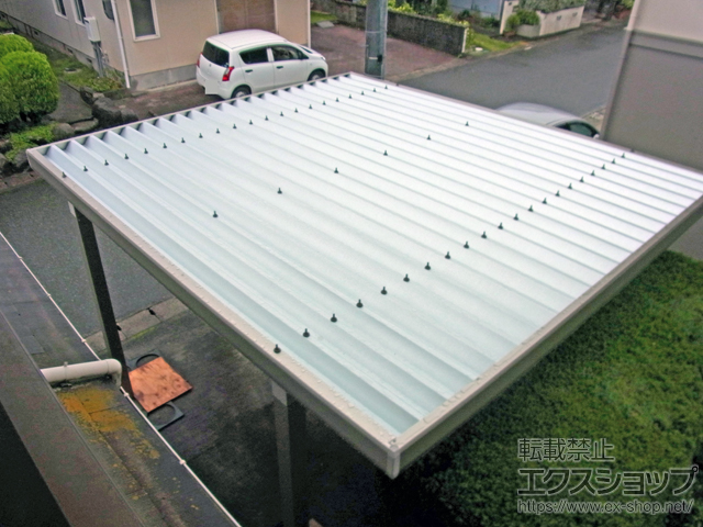 鳥取県鳥取市ののカーポート ジーポートneo Aタイプ 2台用 角柱4本仕様 積雪〜100cm対応 施工例