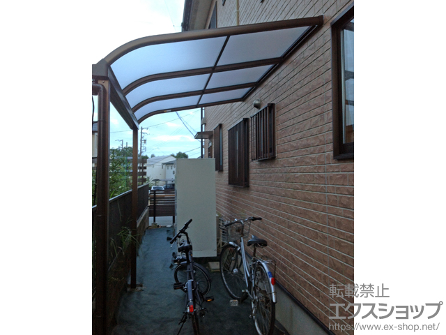 三重県津市ののテラス屋根 プレシオステラス R型 テラスタイプ 単体 積雪〜20cm対応 施工例