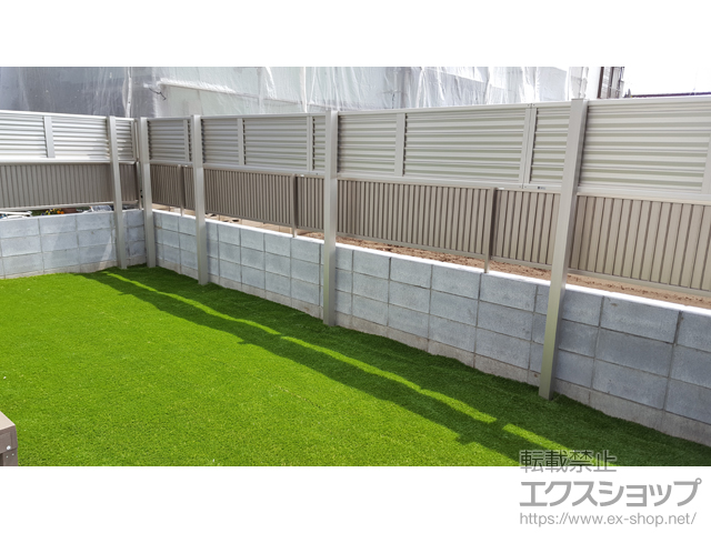 東京都東久留米市ののフェンス・柵 ミエーネフェンス 目隠しルーバータイプ 2段支柱 施工例