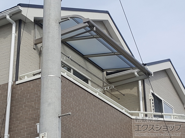 福島県いわき市ののバルコニー・ベランダ屋根 スピーネ R型 ルーフタイプ 単体 積雪〜20cm対応 施工例